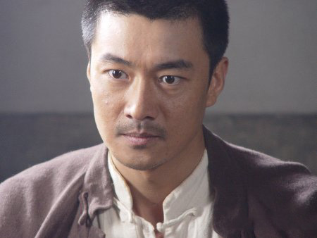 李进荣个人资料曝光 与李依晓再度携手《家和万事兴》