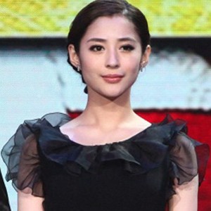 天台爱情李心艾个人资料及整容前照片