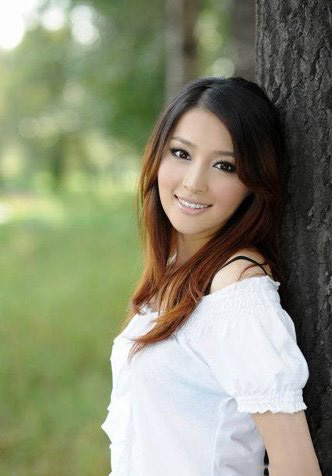 美女甘婷婷人体艺术照 演艺经历大全曝光