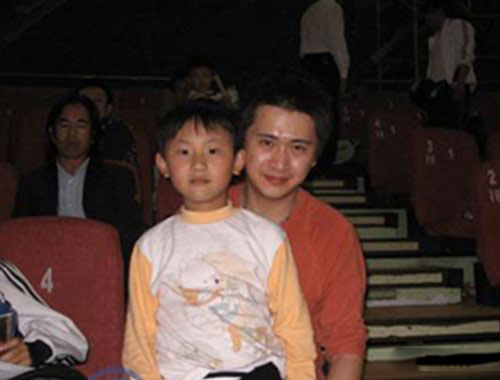 杨帆主持人老婆照片曝光 风趣阳光的他恋情十分低调