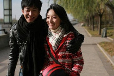 朱宏嘉现身好友婚礼 曝曾与刘丹车祸同在一辆车上