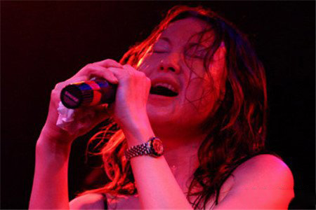 罗琦吸毒前后对比照惊人 罗绮老公曾帮助她戒毒 罗琦吸毒前后对比照惊人 罗绮老公曾帮助她戒毒