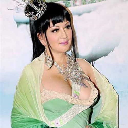 香港演员宫雪花照片 来了解一下这位当代十分传奇的美人 香港演员宫雪花照片 来了解一下这位当代十分传奇的美人