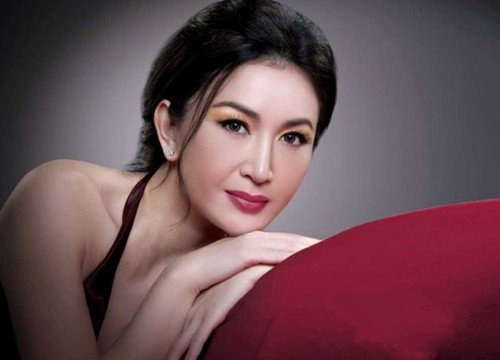 分享年轻温碧霞的照片 带你全面了解一代女星温碧霞