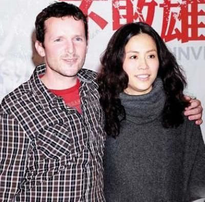 揭秘宣萱老公是谁 其与黑人男友约会被曝 揭秘宣萱老公是谁 其与黑人男友约会被曝