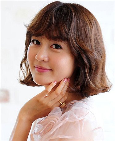 成宥利主演的电视剧有那些 成宥利美艳生活照曝光