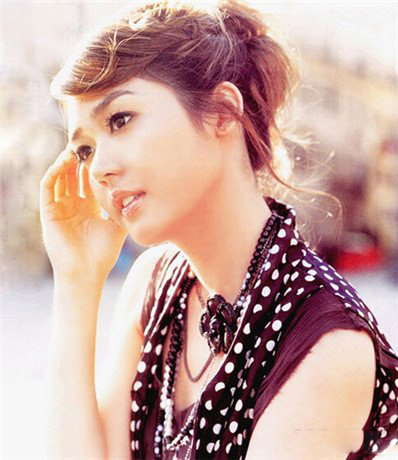 成宥利主演的电视剧有那些 成宥利美艳生活照曝光