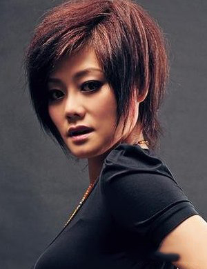 女歌手何静的老公是谁 何静国庆节嫁给男歌手朱笑冬 女歌手何静的老公是谁 何静国庆节嫁给男歌手朱笑冬