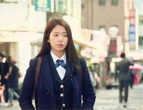 盘点朴信惠素颜生活照 与李钟硕密恋被曝光