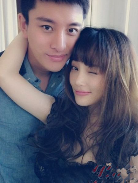 贾乃亮打李小璐图片欣赏 揭秘两人亲密恋爱史 贾乃亮打李小璐图片欣赏 揭秘两人亲密恋爱史