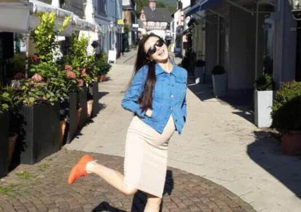 曝整容女星孙菲菲婚后神秘老公罕见生活照