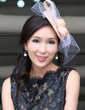 杨恭如雨中被轮污辱图_杨恭如被污辱图片