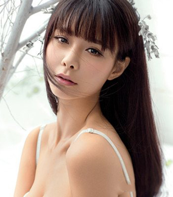 曝光沈梦辰性感图片 泳装实为性感可爱的代表作