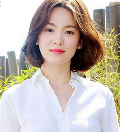 宋慧乔短发造型图片欣赏 诠释优雅女神范