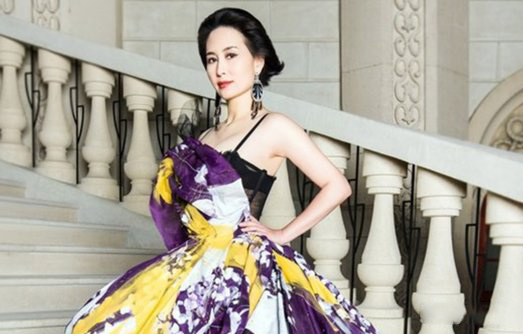 曝何超琼年轻时照片 传其曾阻碍许晋亨李嘉欣结婚