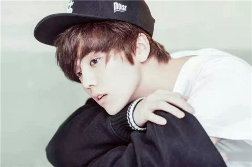 朴初珑亲鹿晗曝绯闻 揭秘他们真实关系