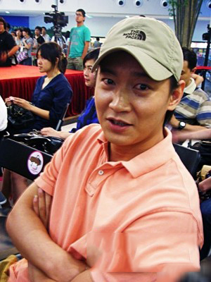杨俊毅个人资料主演的电视剧和老婆王在玲婚纱照