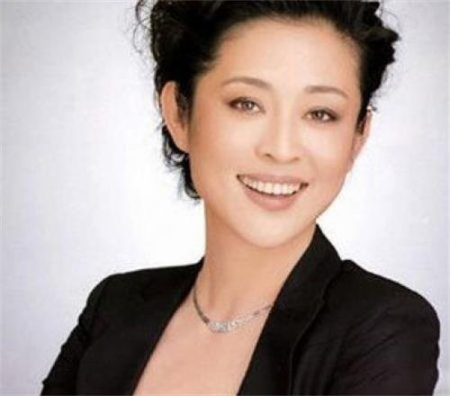 最新倪萍近况有哪些 自爆想开演唱会遭经纪人泼冷水