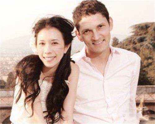 莫文蔚丈夫是谁 又一著名女星嫁给老外 莫文蔚丈夫是谁 又一著名女星嫁给老外