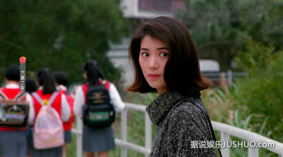 袁咏仪年轻时能秒杀Baby范爷十条街 绝对是纯天然美女