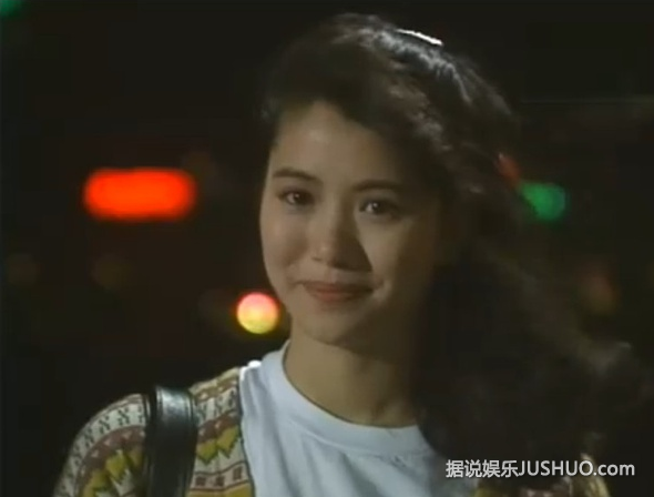 袁咏仪年轻时能秒杀Baby范爷十条街 绝对是纯天然美女