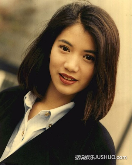 袁咏仪年轻时能秒杀Baby范爷十条街 绝对是纯天然美女