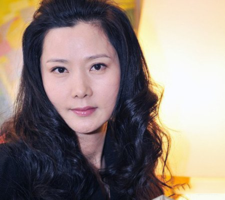 何赛飞主演的电视剧揭秘 与杨楠结婚十年才生子因怕影响星途 何赛飞主演的电视剧揭秘 与杨楠结婚十年才生子因怕影响星途