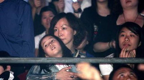 任贤齐老婆Tina曝光 已有2个小孩但至今仍未办婚礼