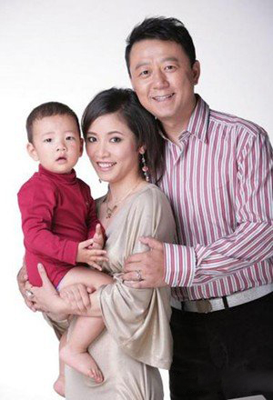 郭涛老婆资料曝光 毕业于中国传媒大学播音主持专业