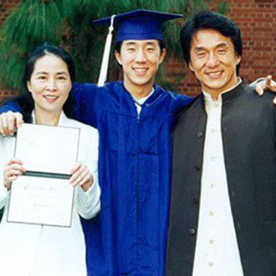 成龙妻子林凤娇近照曝光 承认自己的成龙的“地下妻” 成龙妻子林凤娇近照曝光 承认自己的成龙的“地下妻”