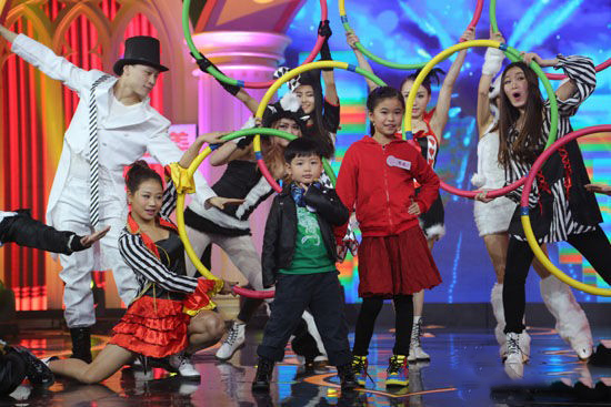 傅程鹏程愫携爱子亮相《宝贝大猜想》