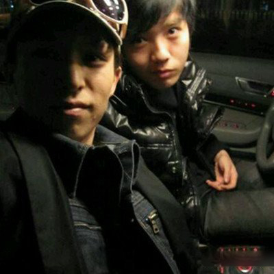 曝光鹿晗出道前开奔驰 揭秘鹿晗神秘家庭背景