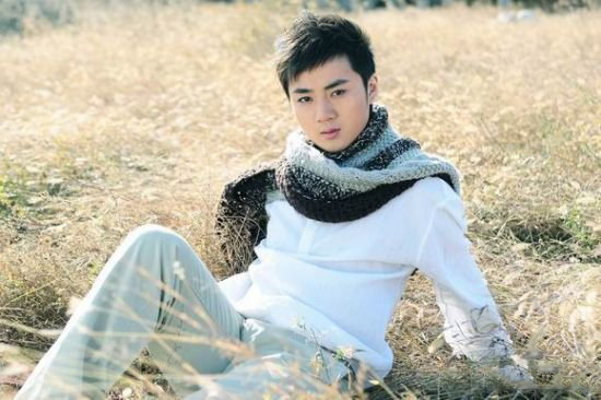 刘亦菲余少群吻戏曝光 坦言又紧张又期待