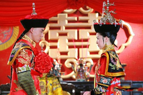 《新还珠》拒绝借位 阚清子吻戏图、戏照不掺假