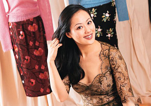 港媒眼中的桃色女王章小蕙 其两端轰动全港的感情大揭晓