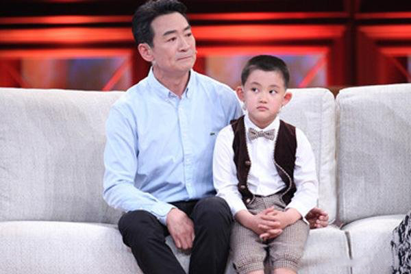 寇振海老婆 竟是一个比他小21岁的女人