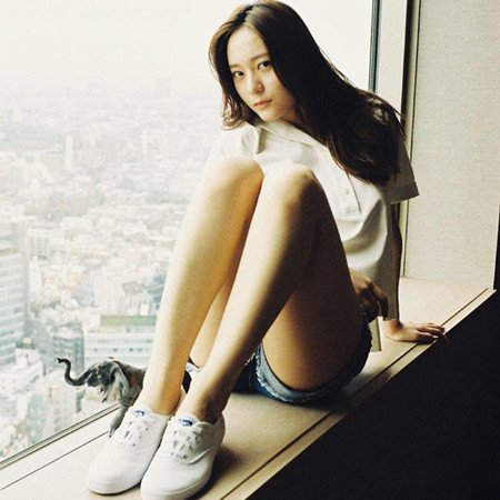 郑秀晶写真图片曝光 郑秀晶我们结婚了引起骚动 郑秀晶写真图片曝光 郑秀晶我们结婚了引起骚动