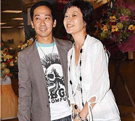 张达明老婆何念慈 盘点夫妇俩牵手走过十几年的幸福婚姻 张达明老婆何念慈 盘点夫妇俩牵手走过十几年的幸福婚姻