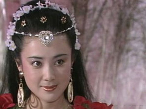 傅艺伟版封神榜大尺度跳艳舞 自曝从09年开始吸毒