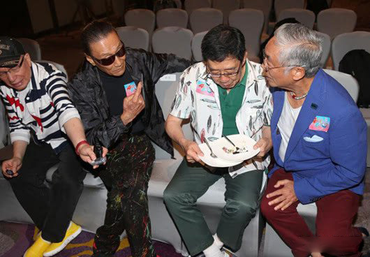 谢贤和曾江有什么恩怨 谢贤竟要出手打曾江