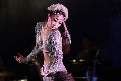 汤加丽大胆人体 艺术照美到窒息惊爆眼球 汤加丽大胆人体 艺术照美到窒息惊爆眼球