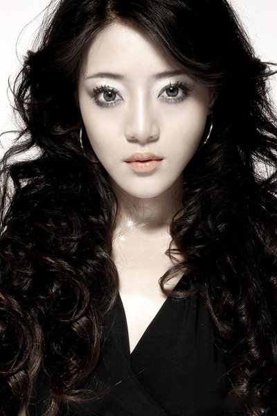 盘点邓家佳演过的电视剧 不一样的性格演员 盘点邓家佳演过的电视剧 不一样的性格演员