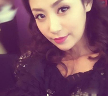 吴启华的老婆资料揭秘 石洋子承认与女儿分居三四年 吴启华的老婆资料揭秘 石洋子承认与女儿分居三四年