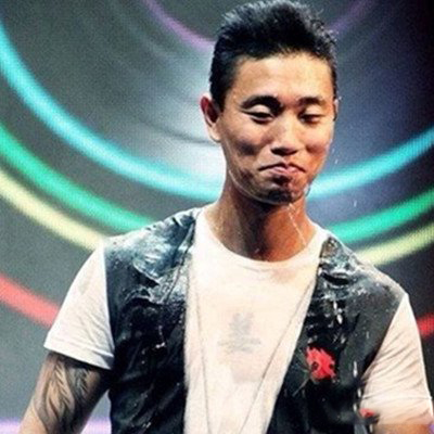 盘点姜熙健纹身照 承认和宋智孝关系暧昧 盘点姜熙健纹身照 承认和宋智孝关系暧昧