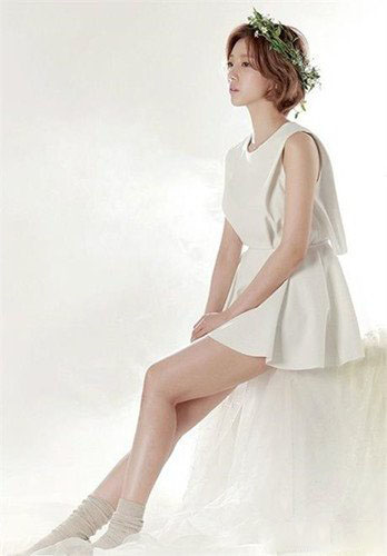 欣赏咸恩静性感图片 了解其在节目中的表现