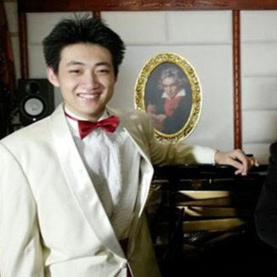 林芳兵爱子曝光 母子相依似情侣 林芳兵爱子曝光 母子相依似情侣