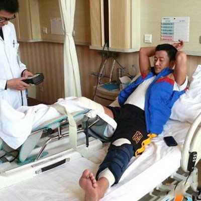 吴京受伤原因曝光 疑似有不再接拍动作片退出娱乐圈的打算