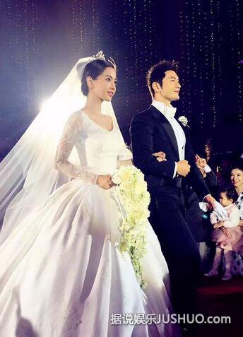 金像奖红毯文咏珊性感到喷血 深扒文咏珊Angelababy不和内幕