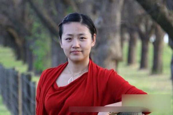 于谦老婆是谁 夫妻两人相差10岁似父女 于谦老婆是谁 夫妻两人相差10岁似父女