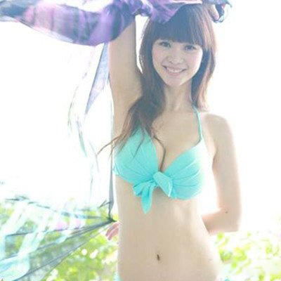 柳岩裸妆照比基尼图片曝光 火热性感秀蛮腰 柳岩裸妆照比基尼图片曝光 火热性感秀蛮腰